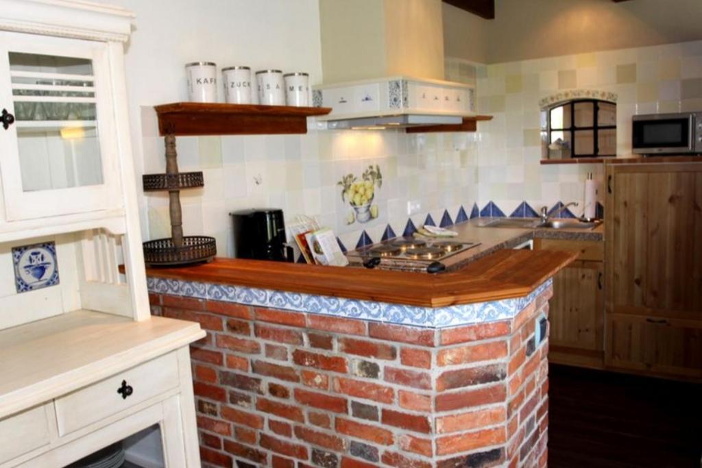 Wohnen Unter Reet Apartment Galmsbull Ngoại thất bức ảnh