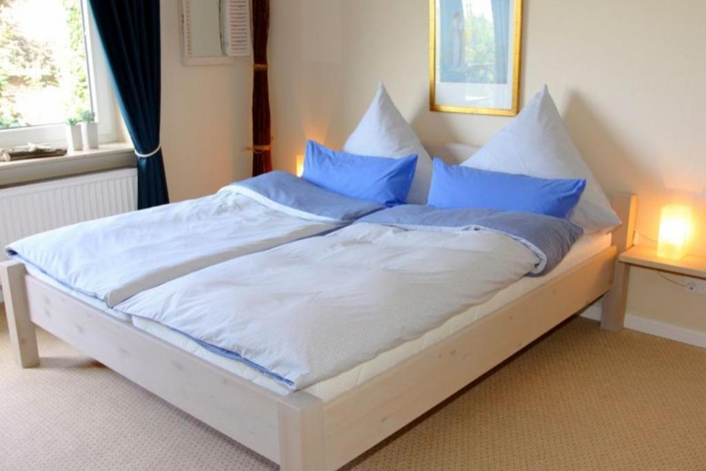 Wohnen Unter Reet Apartment Galmsbull Ngoại thất bức ảnh